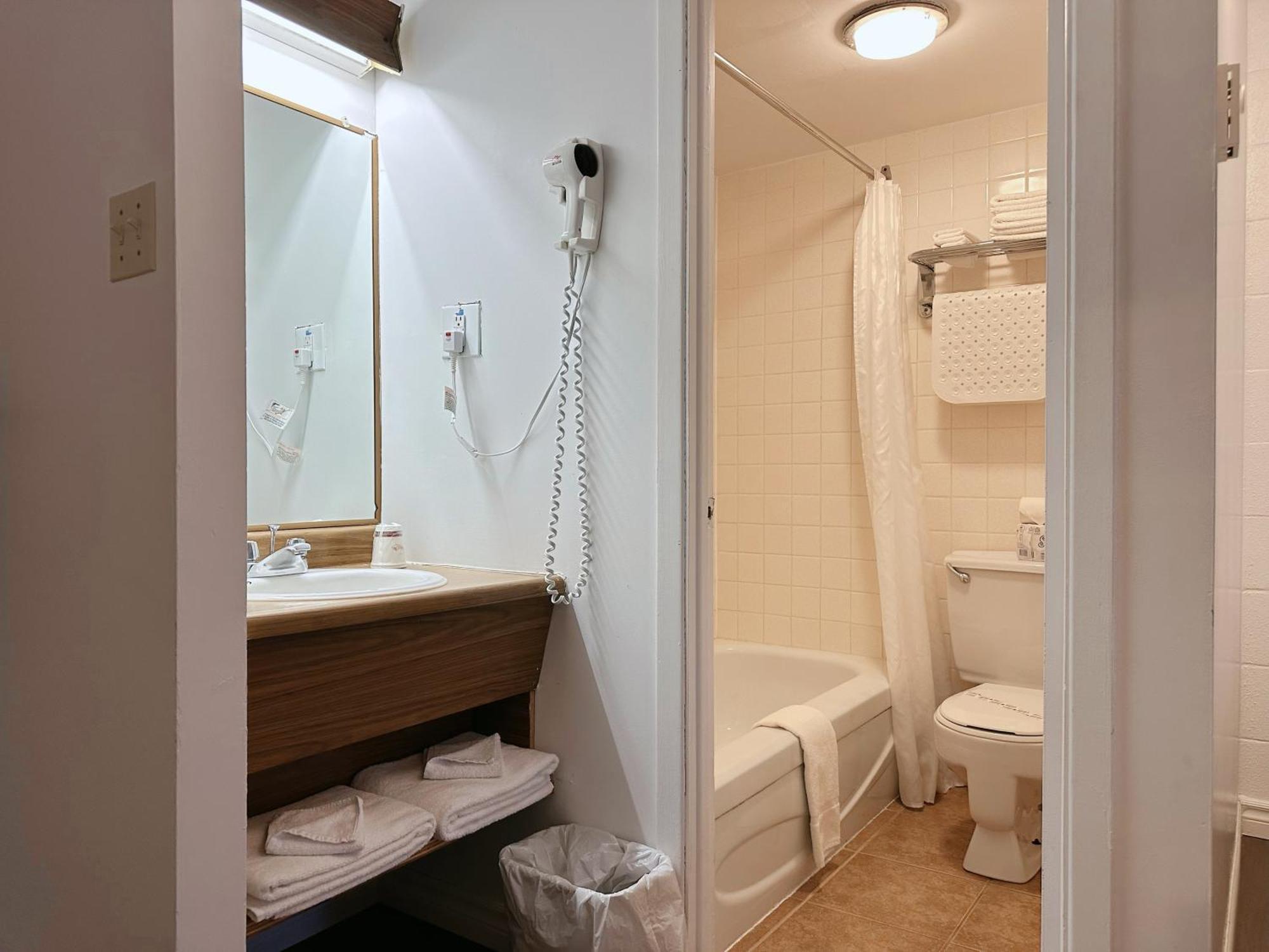 Hotel La Caravelle Бэ-Комо Экстерьер фото